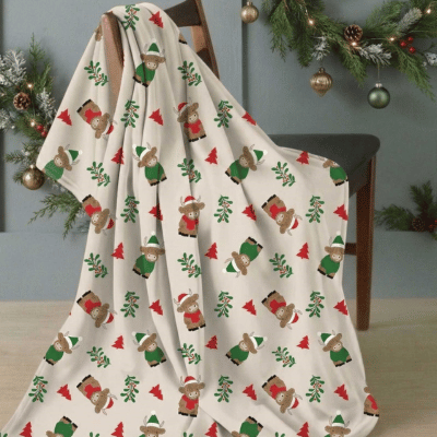 Christmas Kisses Highland Cow Design Fleece Blanket Throw