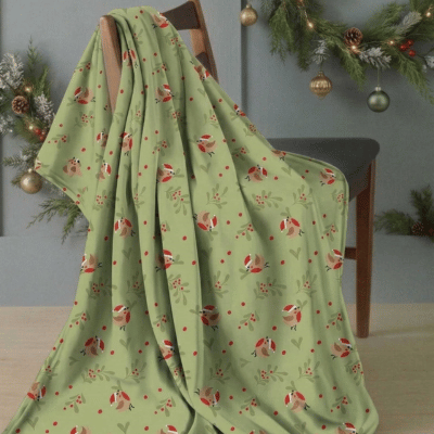 Christmas Wishes Festive Robin Design Fleece Blanket Throw