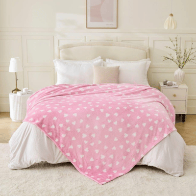 Fun Design Flannel Throw - Hearts 170cm x 230cm
