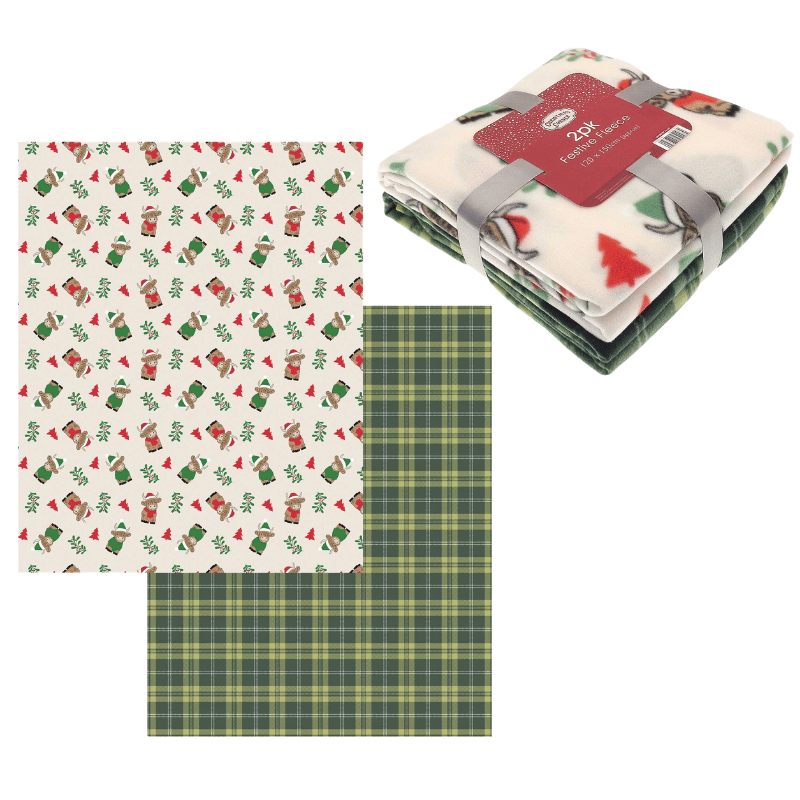 Pack Of 2 Christmas Kisses Highland Cow Design Fleece Throws